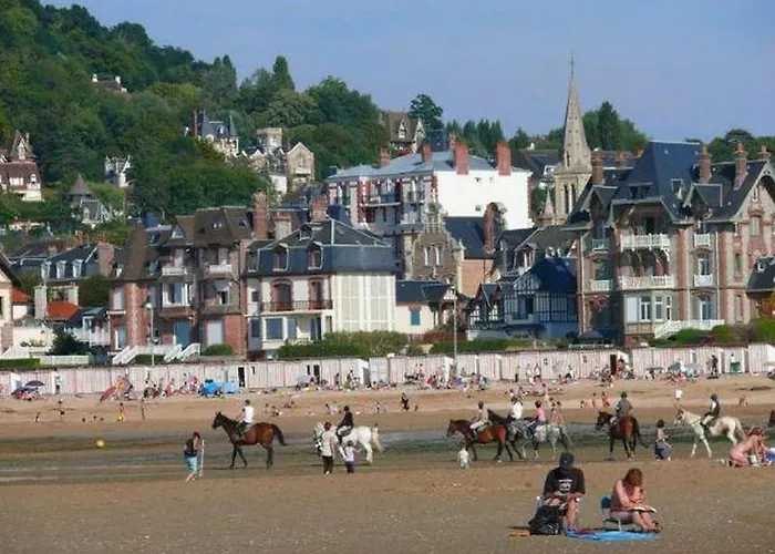 La Maison D'emilie 호텔 울가트