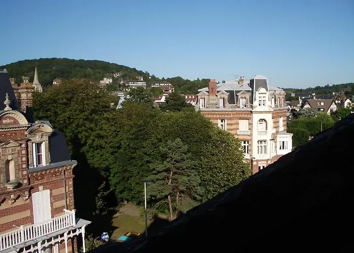 호텔 La Maison D'emilie