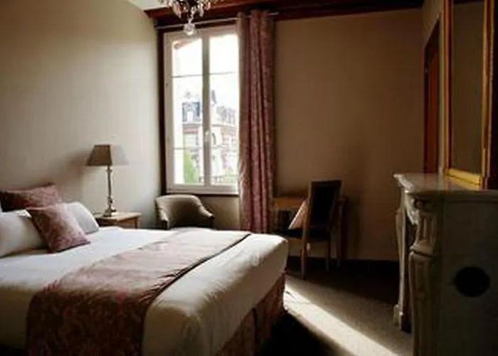 La Maison D'emilie 3*