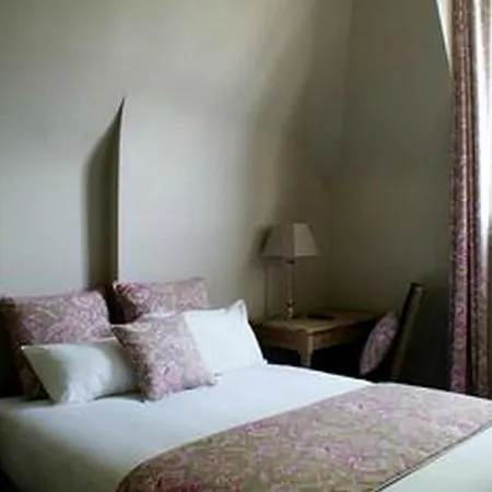 호텔 La Maison D'emilie 3*
