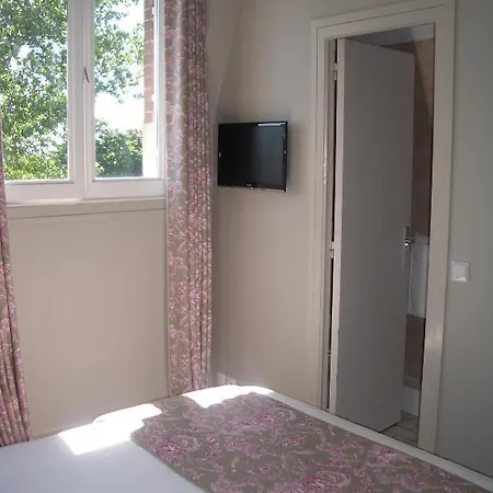 La Maison D'emilie 3*