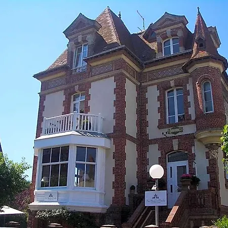 호텔 La Maison D'emilie 3*