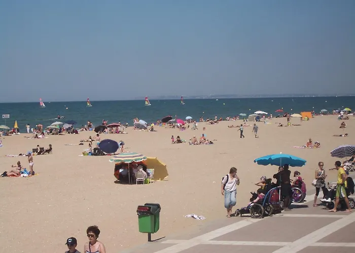 Hotel La Maison D'emilie 3*